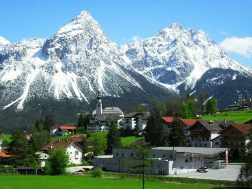 Outdoor Pictures 23
