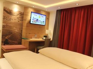 Hotel Image 2
