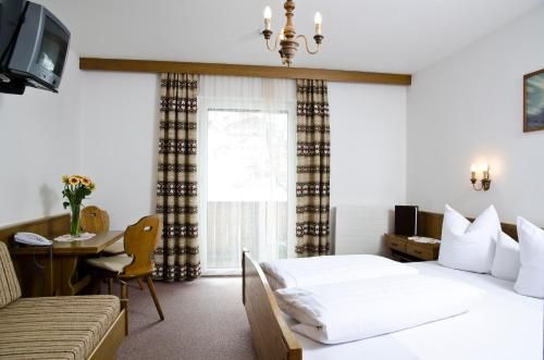 Berghotel Rasis