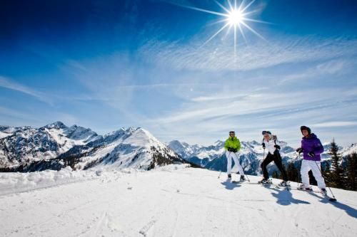 Outdoor Pictures 20