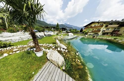 Outdoor Pictures 21