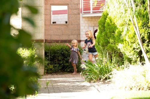 Outdoor Pictures 21