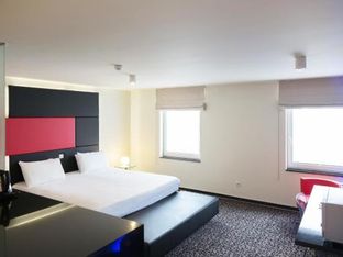 Hotel Image 2