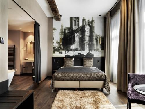 Hotel Harmony