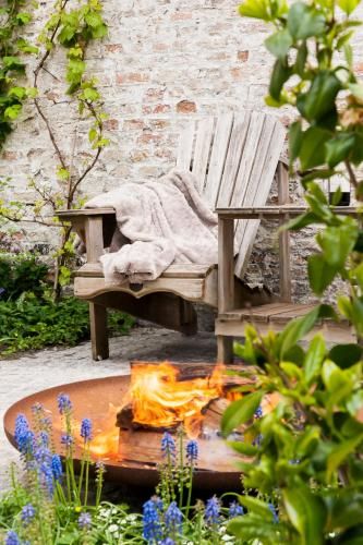 Outdoor Pictures 20