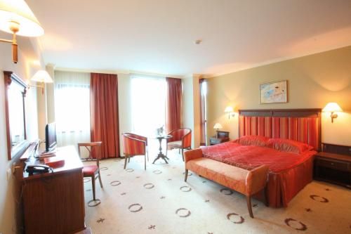Hotel Efir