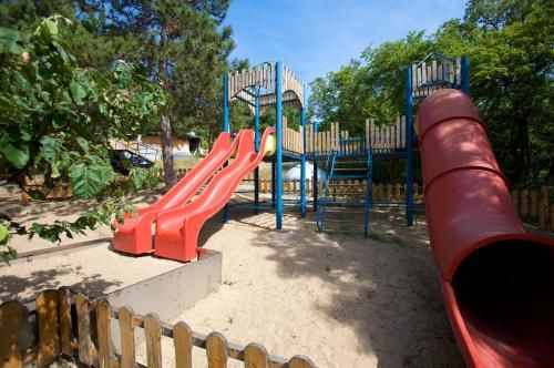 Outdoor Pictures 15