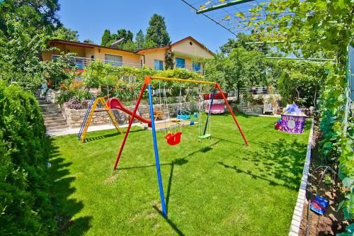 Outdoor Pictures 15