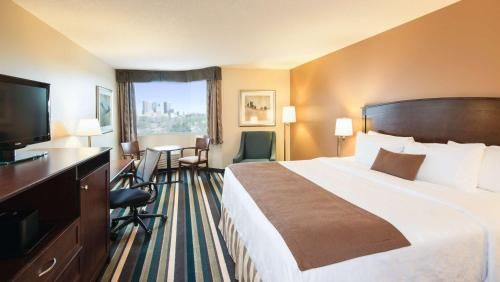 Best Western Plus Winnipeg Airport Hotel