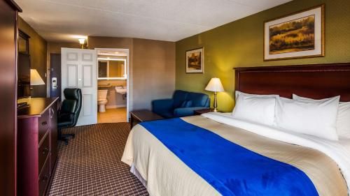 Best Western Plus Ottawa Kanata Hotel and Conference Centre
