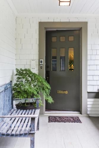 THISTLEDOWN HOUSE