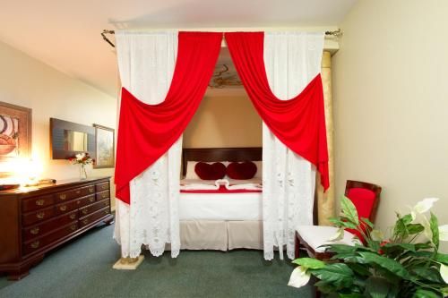 Knights Inn Lindsay