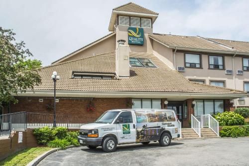Quality Hotel Burlington
