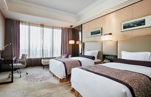 Crowne Plaza Huizhou, an IHG Hotel