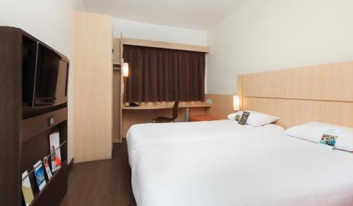 ibis Medellin