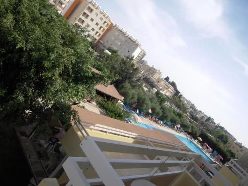 Sunquest Gardens Holiday Resort