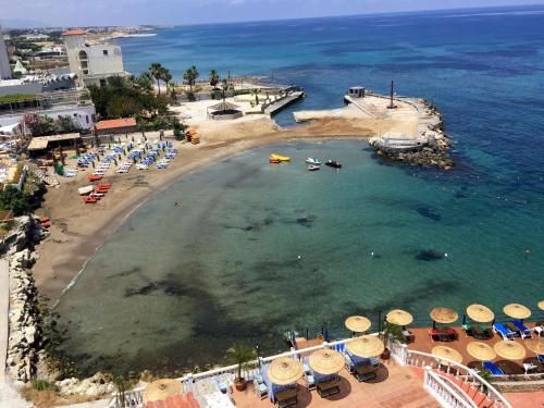 Manolya Hotel