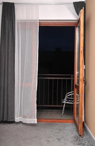 Outdoor Pictures 24