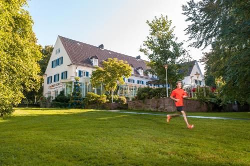 Outdoor Pictures 24