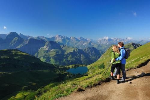 Outdoor Pictures 21