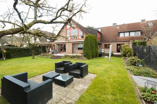 Outdoor Pictures 24