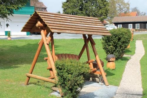 Outdoor Pictures 21