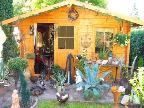Outdoor Pictures 23