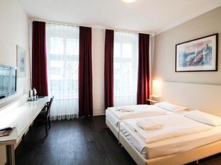 Hotel Image 2