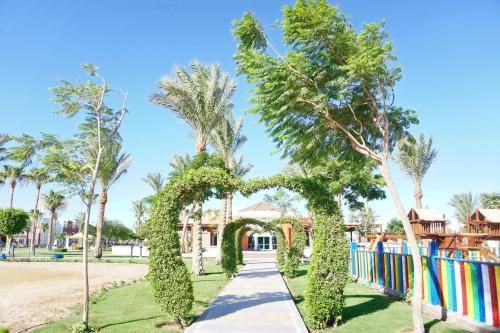 Sunrise Garden Beach Resort & Spa