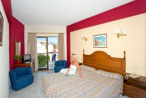 Hotel Amoros