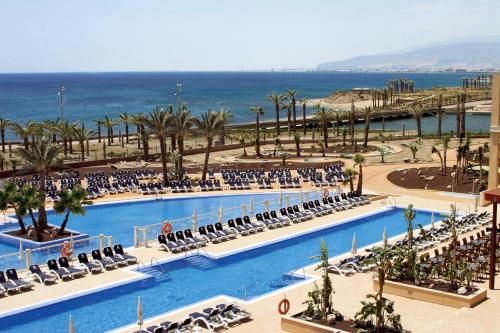 Cabogata Beach Hotel