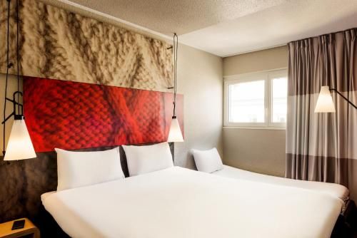 ibis Senlis