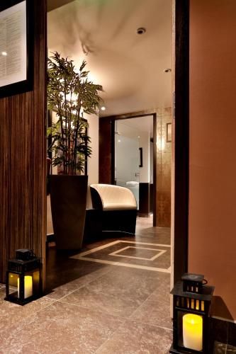 LE COLISÉE Hotel & Spa NANTES Saint Herblain