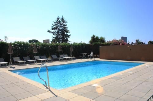 Kyriad Hotel Cannes Mandelieu