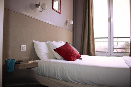 Buc Lounge Hotel