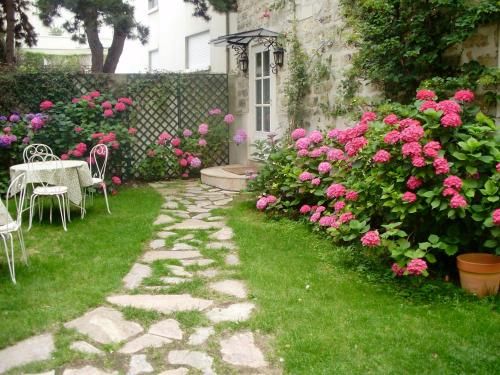 Outdoor Pictures 23