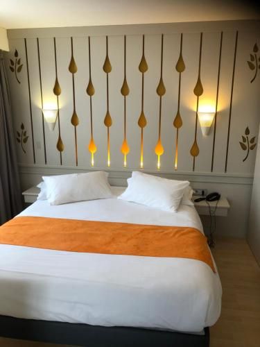 Yatt Hotel