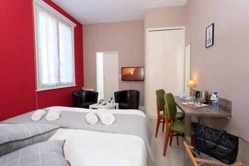Logis Hotel De La Basilique