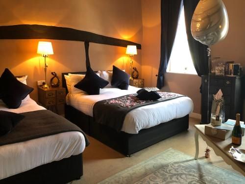 George and Dragon Hotel, West Wycombe