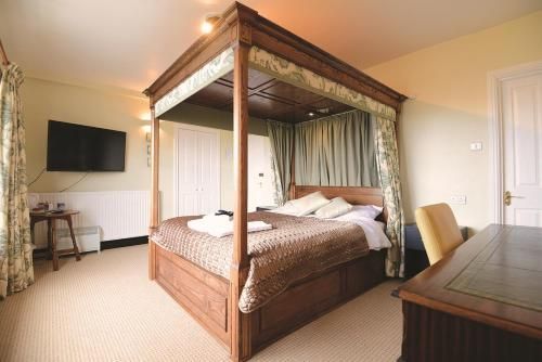 Bailey Ground Hotel