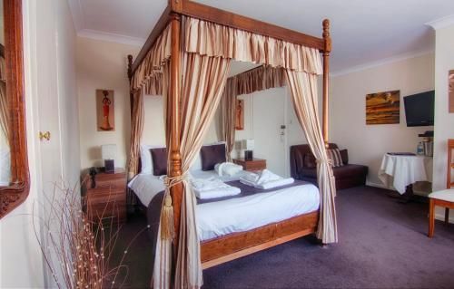 Melville Hall Hotel and Utopia Spa