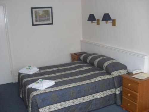 Yelf's Hotel