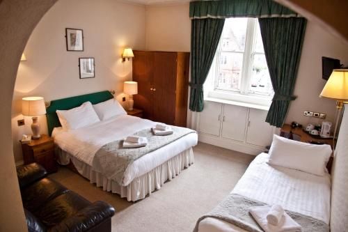 Buccleuch Arms Hotel