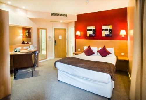 OYO Luton Hotel