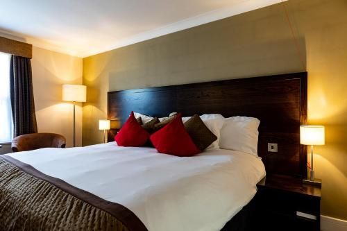 Rose And Crown Hotel