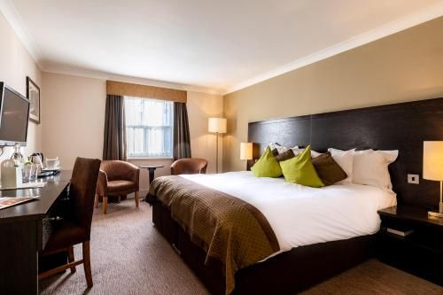 Rose And Crown Hotel