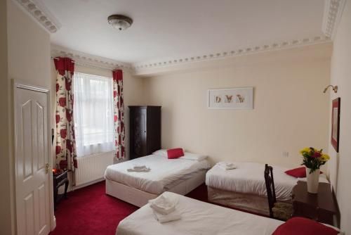 Empire Hotel