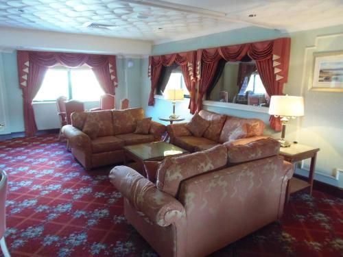 Lakeside International Hotel