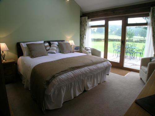 Green Grove Country House