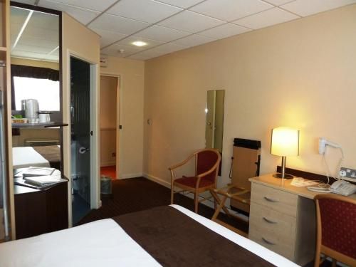 Lodge At Leeming Bar